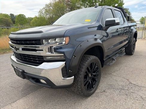 Used 2022 Chevrolet Silverado 1500 LT w/ Convenience Package II image 6