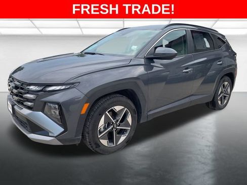 Used 2025 Hyundai Tucson SEL FWD image 1