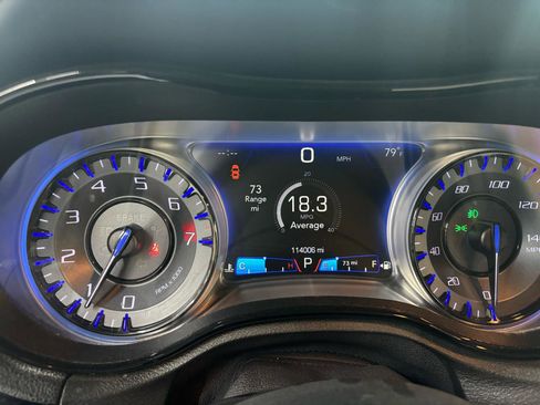 Used 2017 Chrysler 300 S RWD image 29