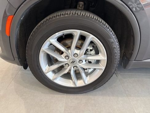 Used 2024 Dodge Durango GT AWD/4WD image 12