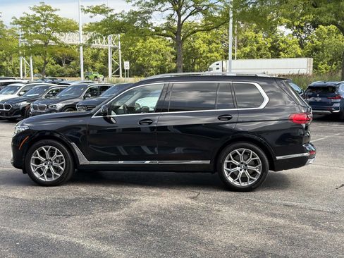 Used 2022 BMW X7 xDrive40i w/ Premium Package AWD/4WD image 8