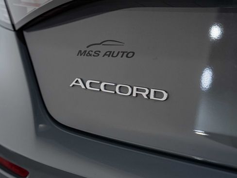 Used 2025 Honda Accord SE image 11