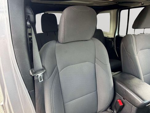 Used 2020 Jeep Wrangler Unlimited Sport S AWD/4WD image 28