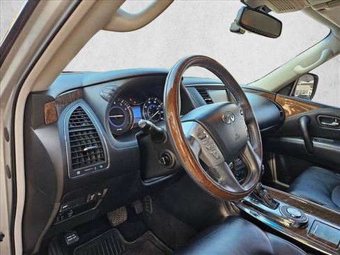 Used 2017 INFINITI QX80 2WD w/ Driver Assistance Package image 9