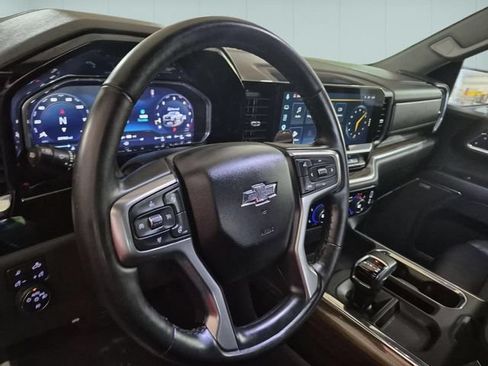 Certified 2025 Chevrolet Silverado 1500 LT Trail Boss w/ LT Trail Boss Premium Package AWD/4WD image 18