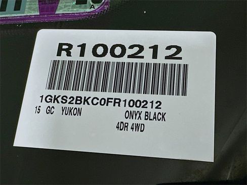 Used 2015 GMC Yukon SLT w/ HD Trailering Package image 9