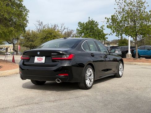 Used 2025 BMW 330i Sedan image 5