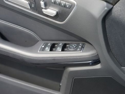 Used 2016 Mercedes-Benz E 350 Sedan image 30