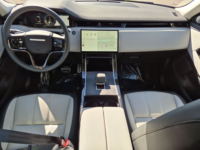 Used 2024 Land Rover Range Rover Evoque Dynamic SE AWD/4WD image 19