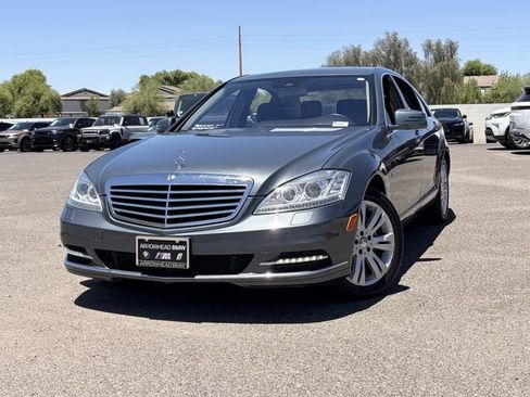 Used 2010 Mercedes-Benz S 400 image 3