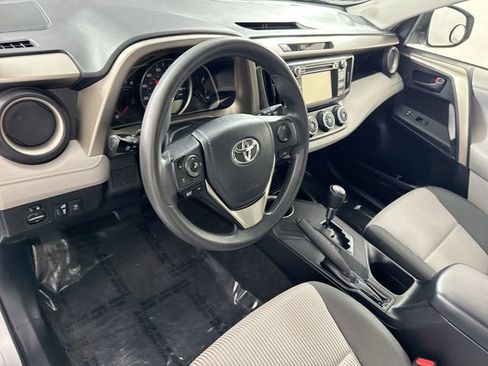 Used 2013 Toyota RAV4 LE FWD image 22