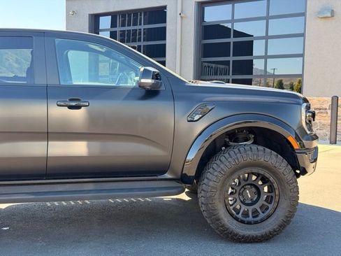 Used 2025 Ford Ranger Raptor AWD/4WD image 4