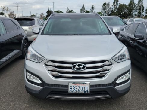 Used 2015 Hyundai Santa Fe Sport 2.0T w/ Option Group 05 FWD image 2