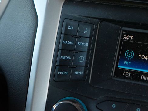 Used 2014 Ford Fusion SE FWD image 22