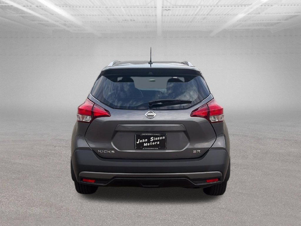 Used 2019 Nissan Kicks SR FWD image 4