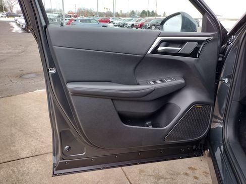 New 2026 Mitsubishi Outlander SE image 31