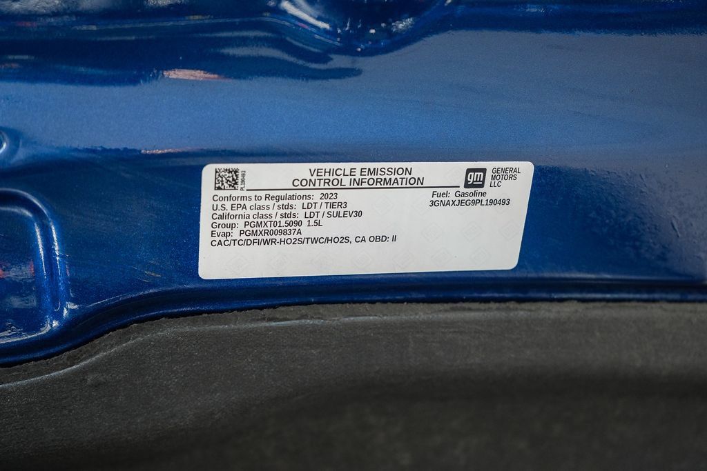 Used 2023 Chevrolet Equinox LT FWD image 8