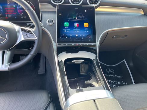 Certified 2025 Mercedes-Benz GLC 300 4MATIC image 11