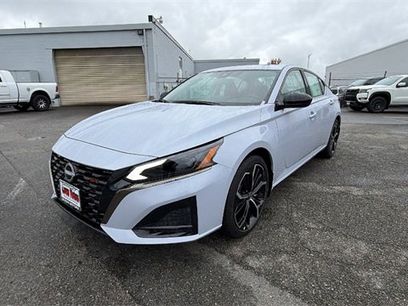 New 2025 Nissan Altima 2.5 SR w/ SR Premium Package
