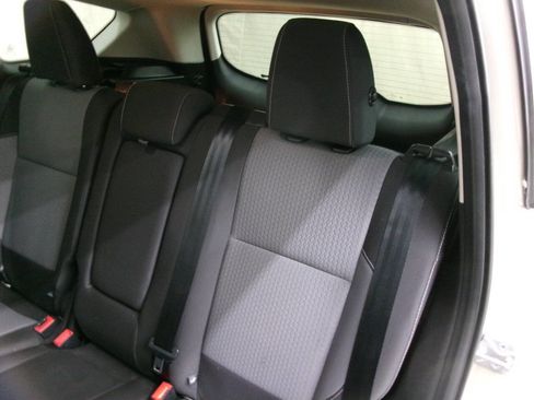 Used 2017 Ford Escape SE w/ Equipment Group 201A image 20