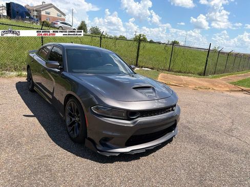 Used 2022 Dodge Charger Scat Pack w/ Plus Group RWD image 1