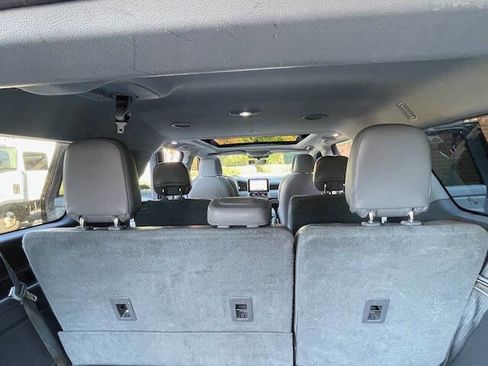 Used 2020 Lincoln Navigator L Reserve image 28