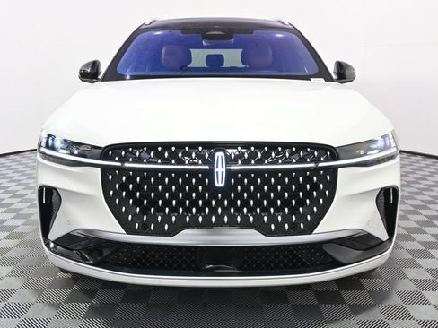 New 2026 Lincoln Nautilus Reserve AWD/4WD image 10
