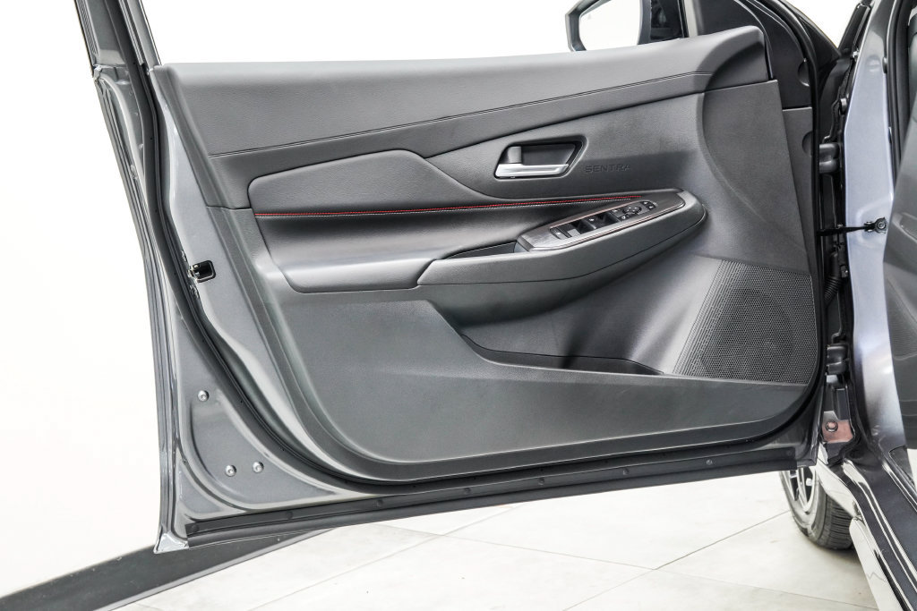 Used 2026 Nissan Sentra SR w/ Floor Mat Package FWD image 41