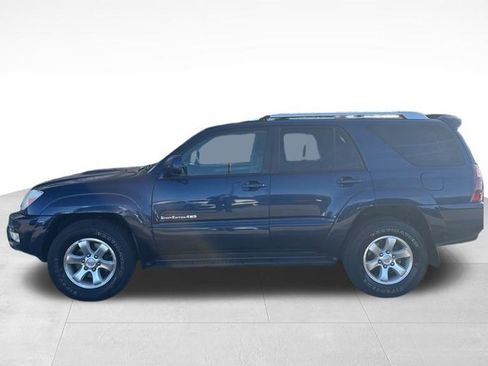 Used 2005 Toyota 4Runner Limited image 3