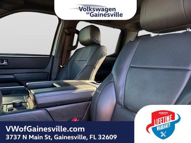 Used 2024 Toyota Tundra Platinum AWD/4WD image 20