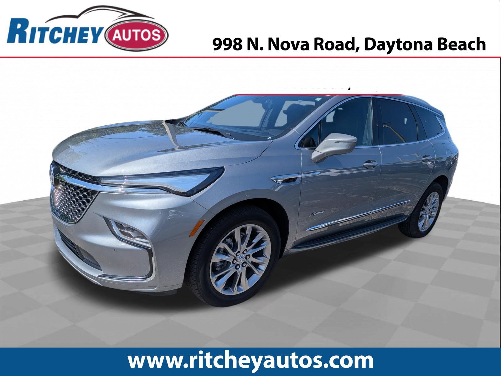 Certified 2023 Buick Enclave Avenir w/ Avenir Technology Package FWD image 1