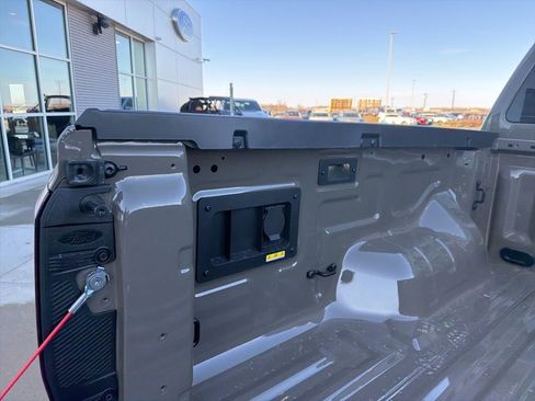 New 2025 Ford Ranger Lariat w/ FX4 Off-Road Package image 8