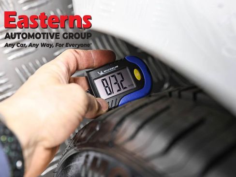 Used 2023 Tesla Model 3 Standard Range image 20