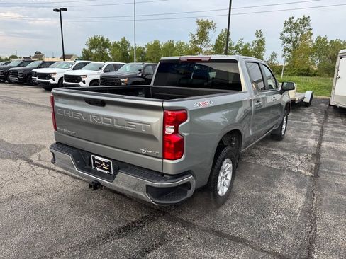 Used 2025 Chevrolet Silverado 1500 LT AWD/4WD image 7