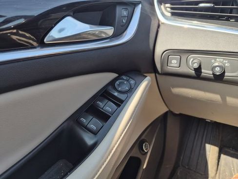 Used 2019 Buick Enclave Essence w/ Trailering Package, 5000 lbs. AWD/4WD image 18