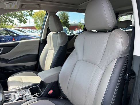 Used 2022 Subaru Forester Limited AWD/4WD image 22