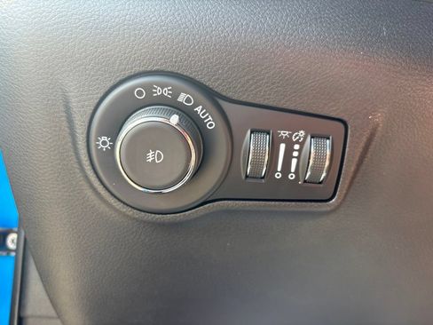 Used 2022 Jeep Compass Limited AWD/4WD image 20