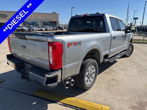 Certified 2024 Ford F250 XLT w/ FX4 Off-Road Package image 10