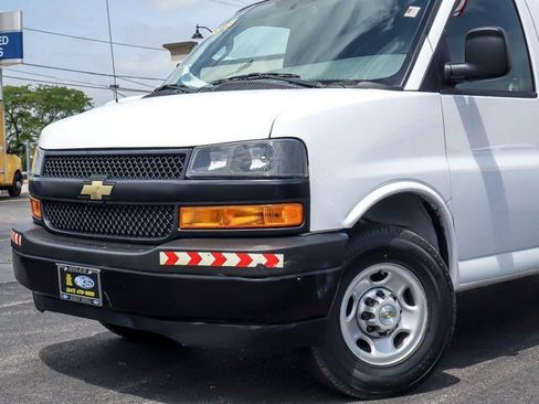 Used 2023 Chevrolet Express 2500 Extended w/ Driver Convenience Package RWD image 3