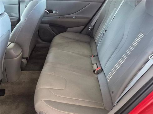 Used 2021 Hyundai Elantra SEL w/ Convenience Package FWD image 14
