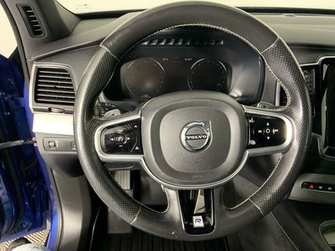 Used 2016 Volvo XC90 T5 R-Design image 8