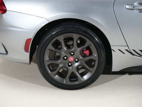 Used 2017 FIAT 124 Spider Abarth image 34