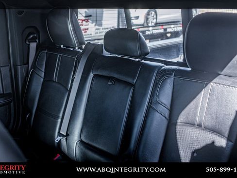 Used 2020 RAM 3500 Limited image 33