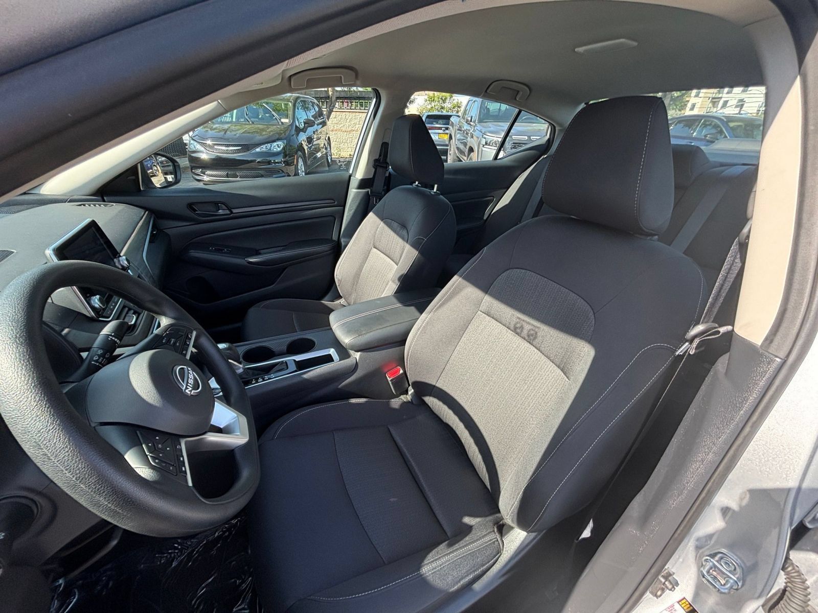 Used 2026 Nissan Altima 2.5 SV FWD image 27