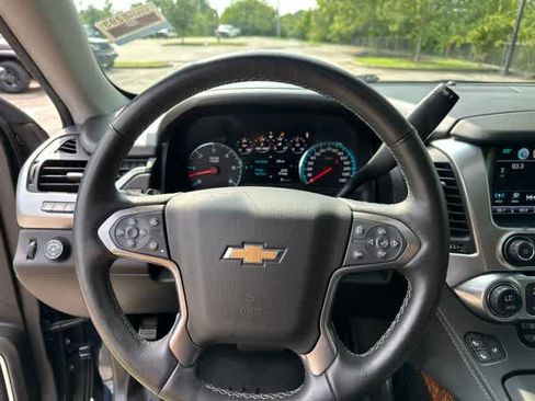 Used 2017 Chevrolet Tahoe Premier AWD/4WD image 13