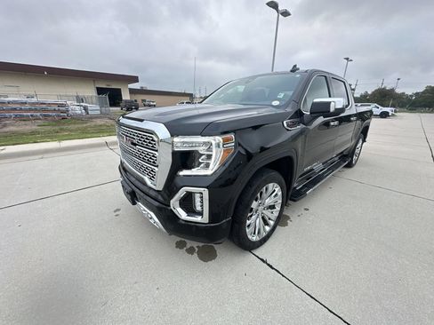 Certified 2022 GMC Sierra 1500 Denali w/ Driver Alert Package II AWD/4WD image 18