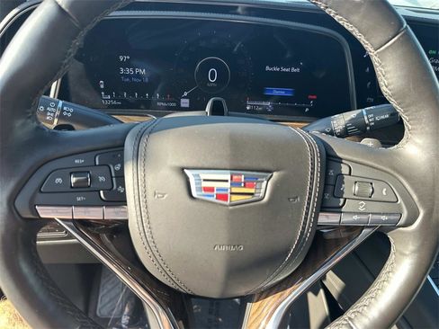 Used 2024 Cadillac Escalade ESV Sport Platinum image 17