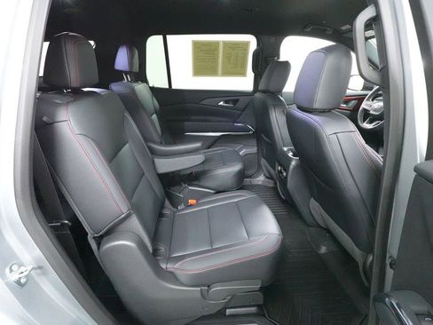 Used 2025 Chevrolet Traverse Z71 w/ Driver Confidence Package AWD/4WD image 31