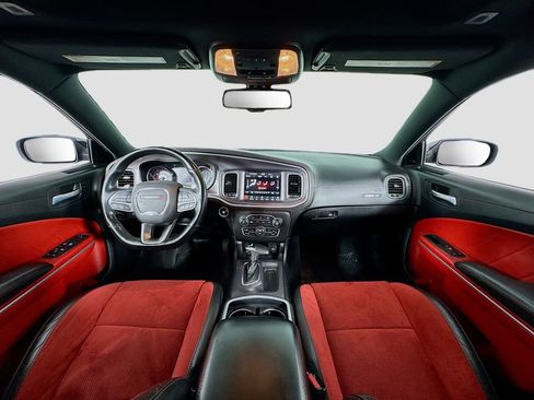 Used 2022 Dodge Charger Scat Pack RWD image 15