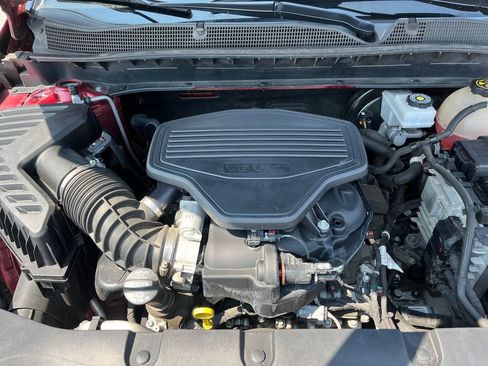 Used 2019 Chevrolet Blazer LT FWD image 19